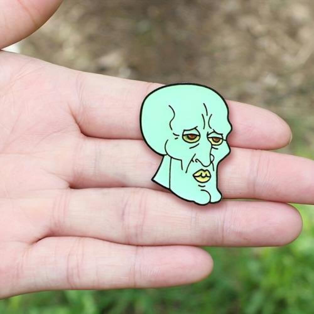 Pin Broche Divertido De Calamardo Guapo image number 4.0