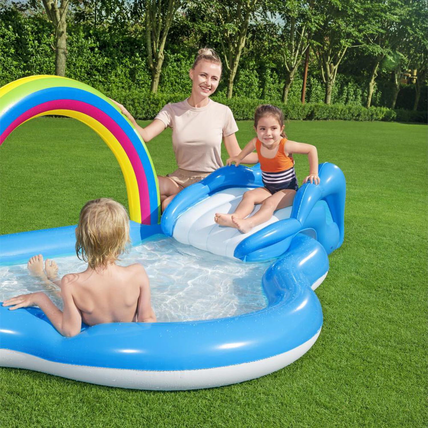 Juego Inflable Bestway Dise&ntilde;o Arco Iris 257 Cm image number 2.0