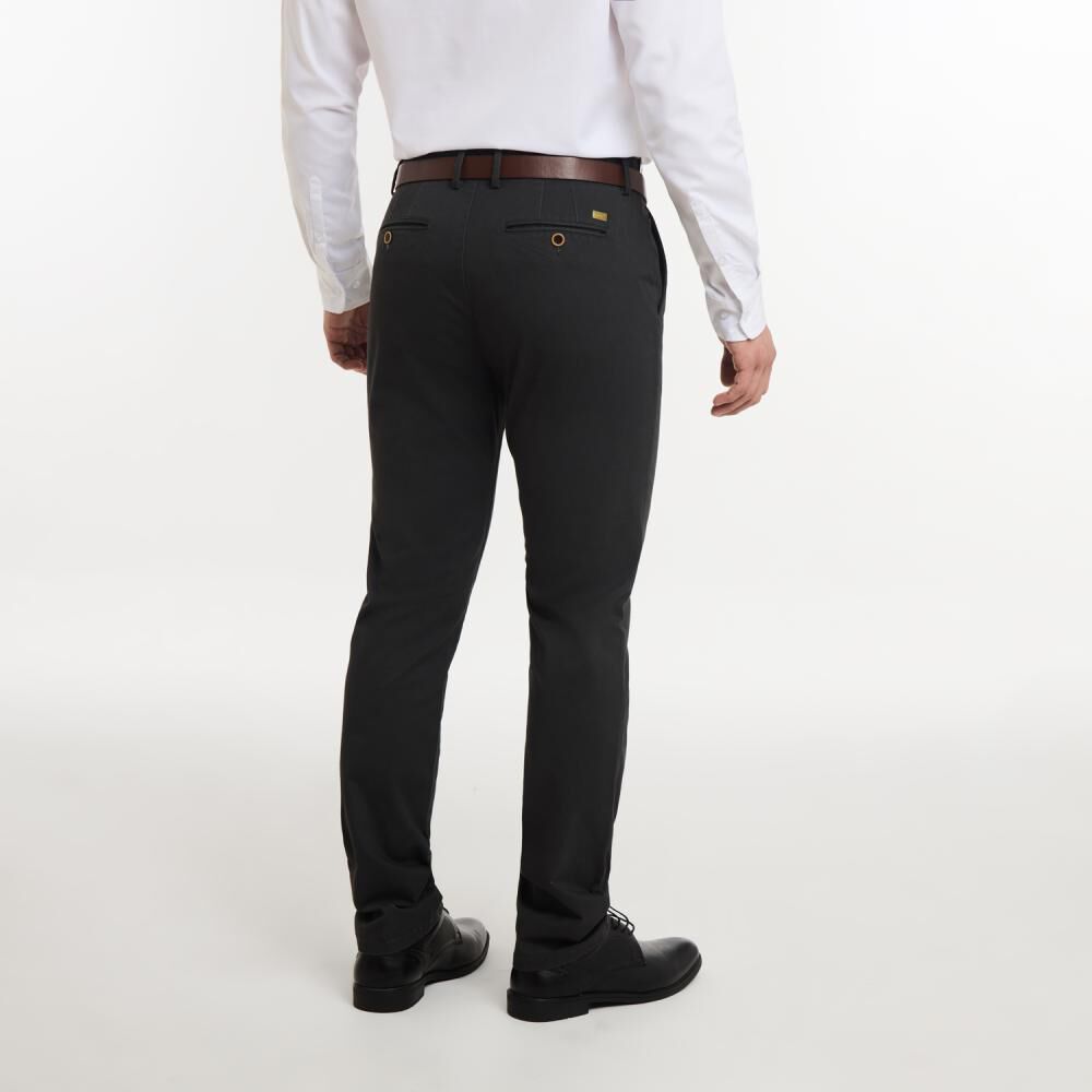 Pantalón Tiro Medio Slim Hombre Az Black image number 3.0