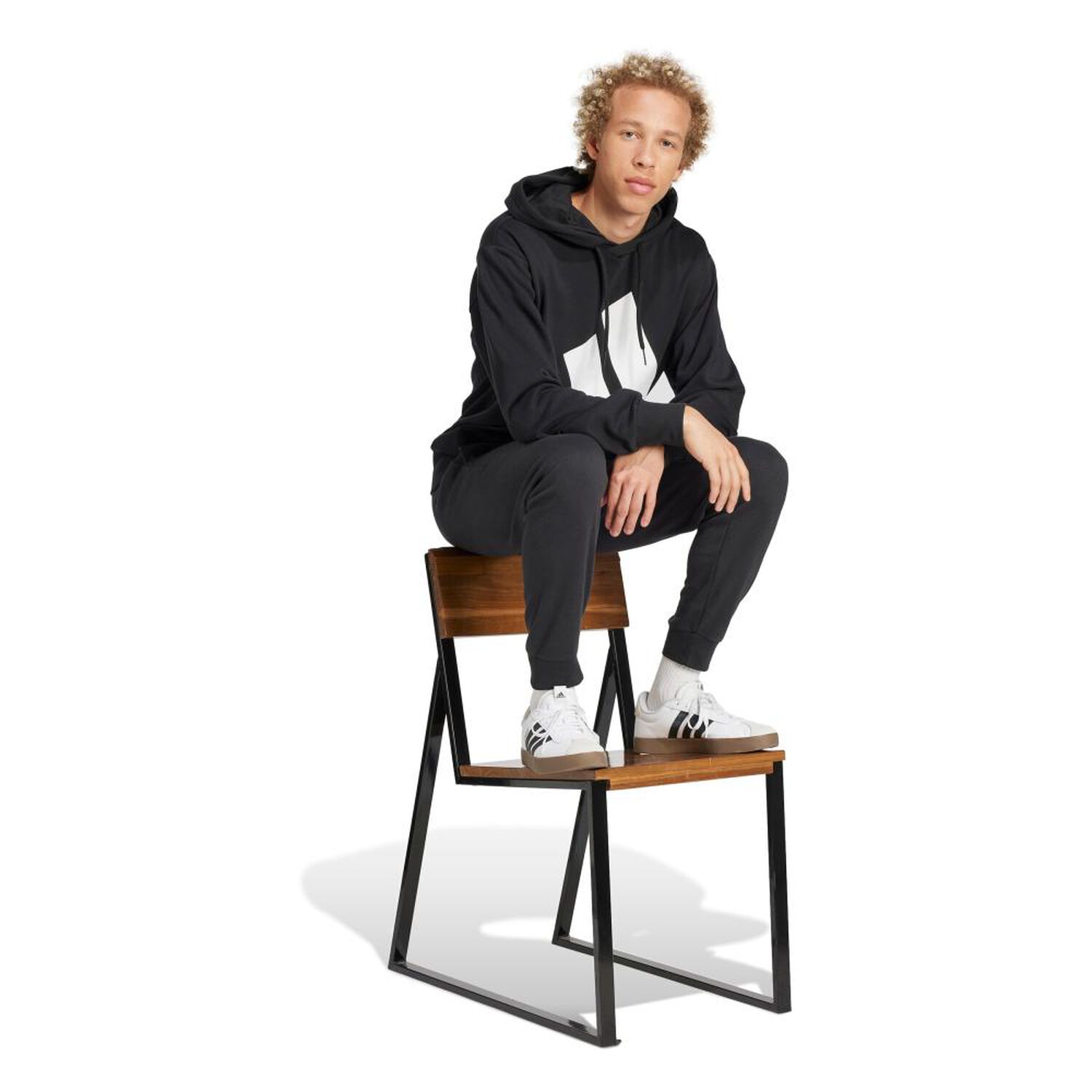 Buzo Con Capucha Adidas Essentials Logo Grande Felpa Francesa image number 3.0
