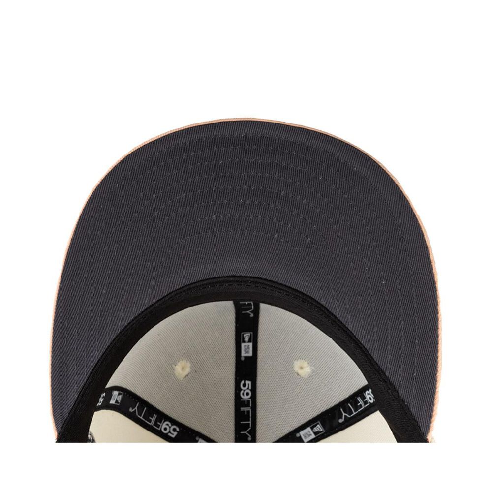 Gorra 59fifty Universidad De Chile Futbol White And Pink image number 5.0