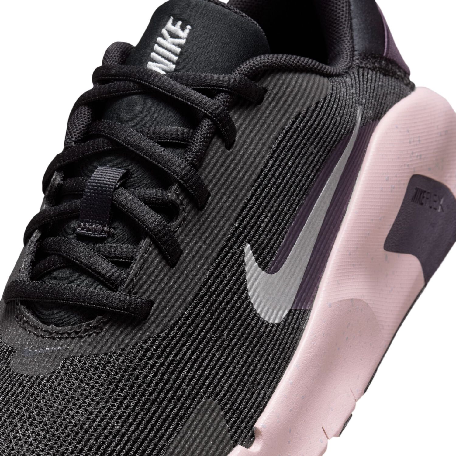 Zapatilla Nike Flex Train Mujer Negro image number 7.0