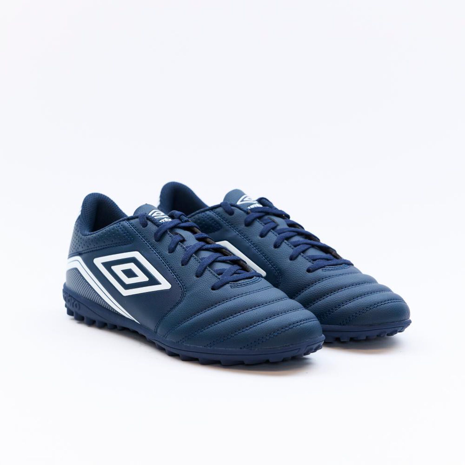 Zapatilla F&uacute;tbol Hombre Umbro Classico Xii Azul image number 4.0