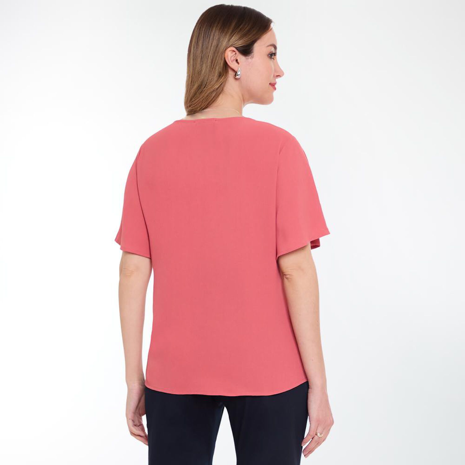 Blusa Lisa Manga Corta Con Aplicaci&oacute;n Recogido En Hombros Cuello V Mujer Lesage image number 3.0