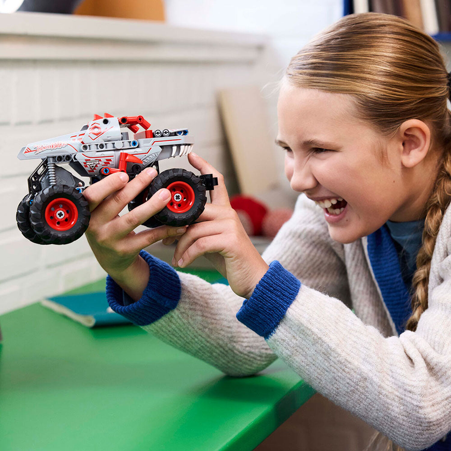 Lego Technic - Monster Jam Thunderroarus Con Motor De Carga Manual - 42200 image number 8.0