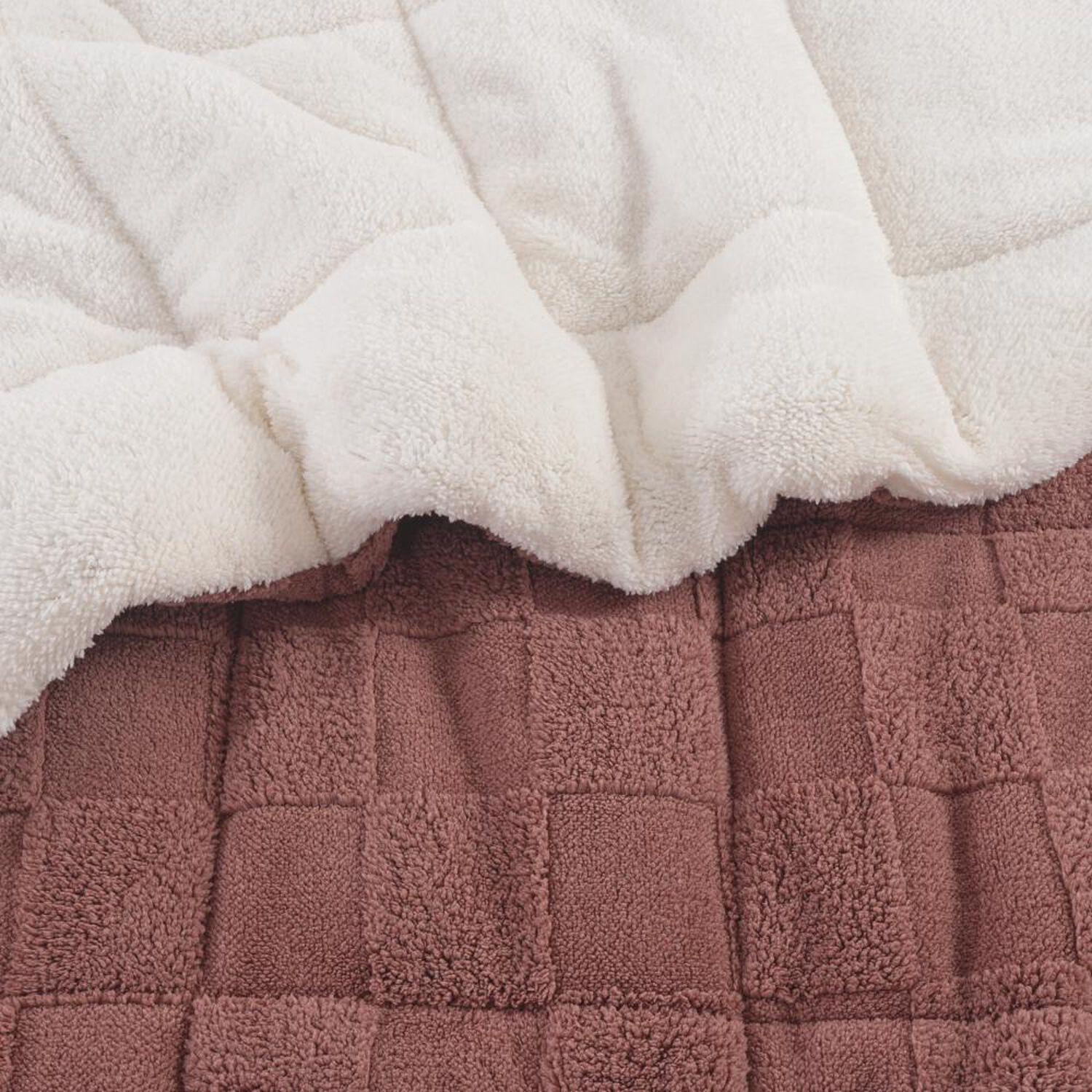 Plum&oacute;n Sherpa Azhome Jacquard / King image number 2.0
