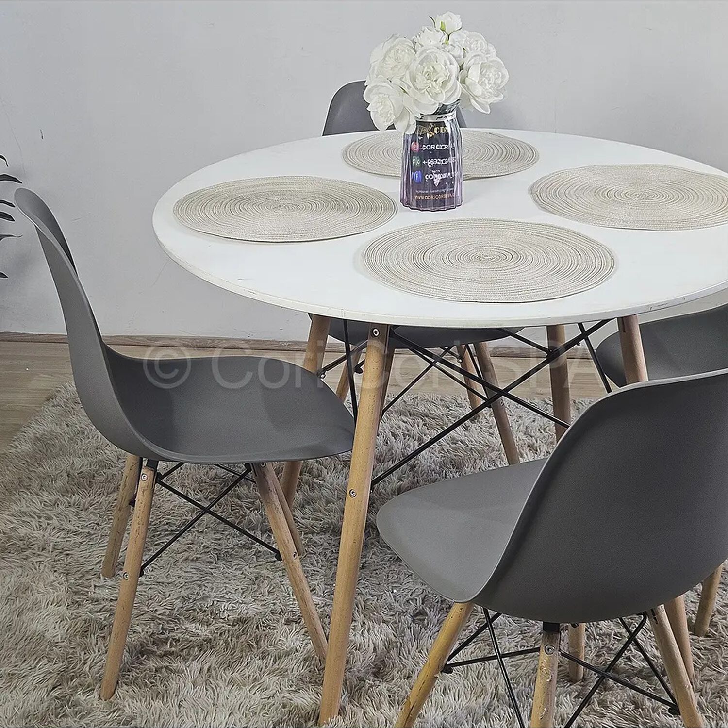 Juego De Comedor Mesa Eames Blanca 100cms + 4 Sillas Eames Gris image number 2.0
