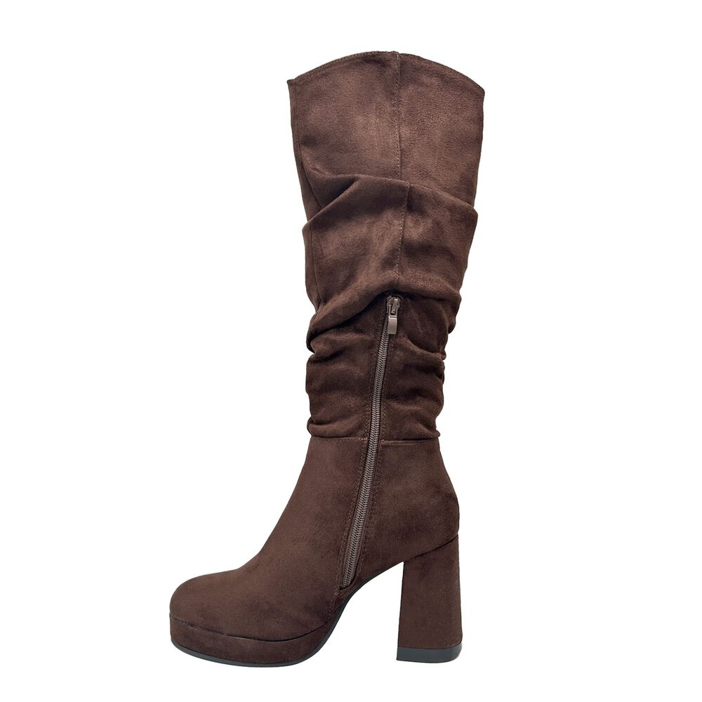 Bota Para Mujer Color Cafe Estilo Corrugado. image number 4.0