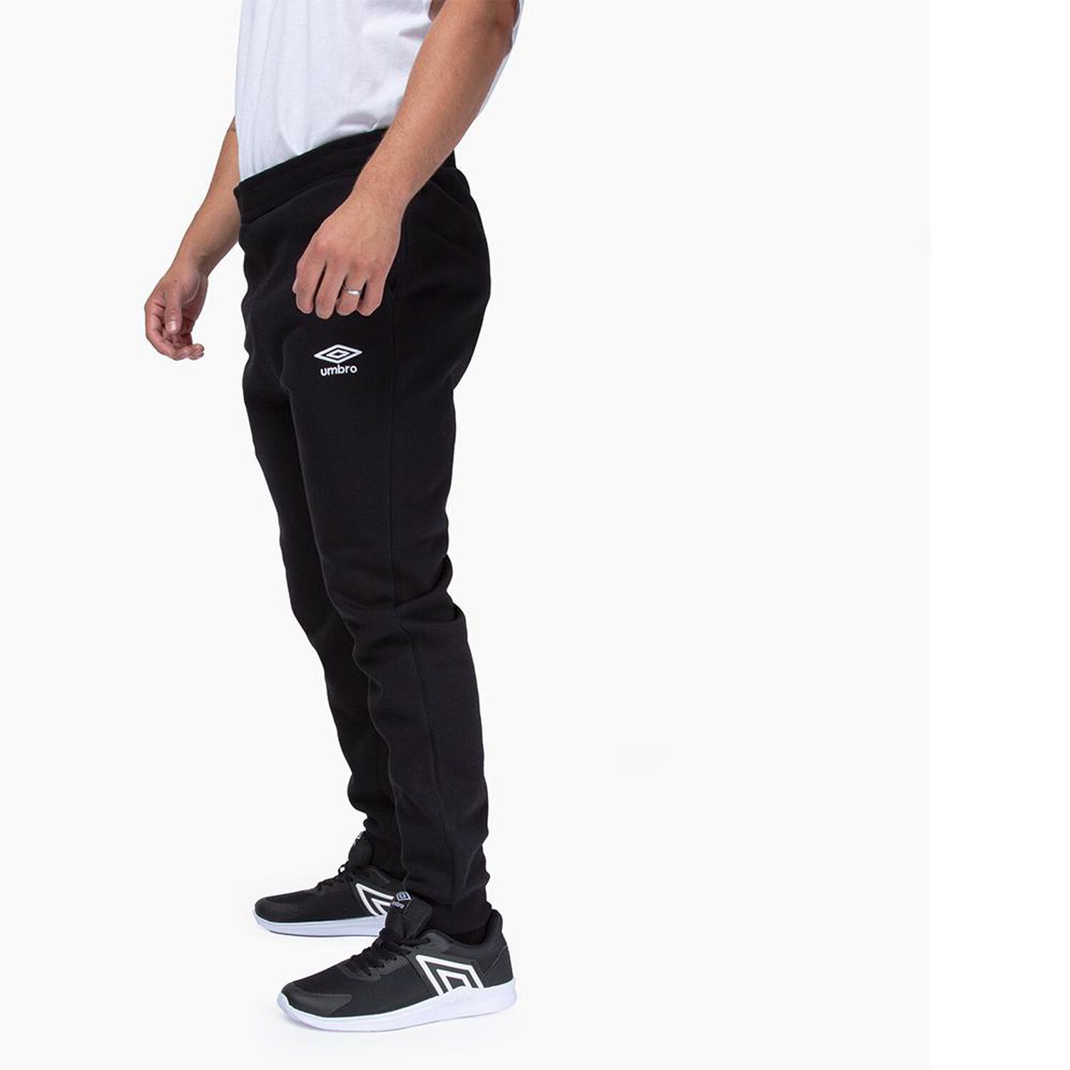 Pantal&oacute;n Buzo&nbsp;Hombre Umbro&nbsp;core image number 2.0