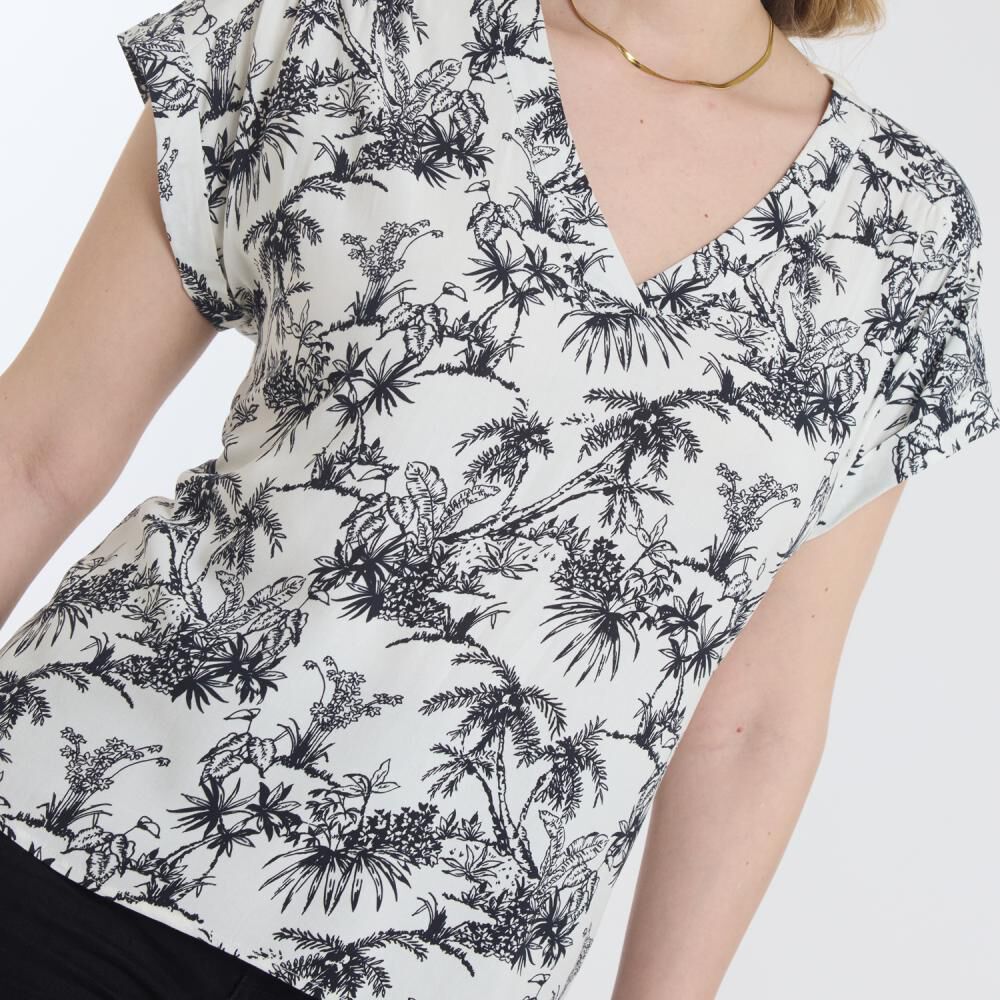 Blusa Full Print Manga Corta Cuello V Mujer Geeps image number 4.0