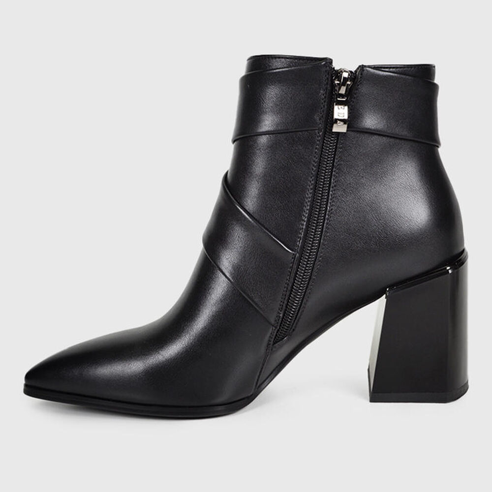 Botín Owy Negro image number 4.0