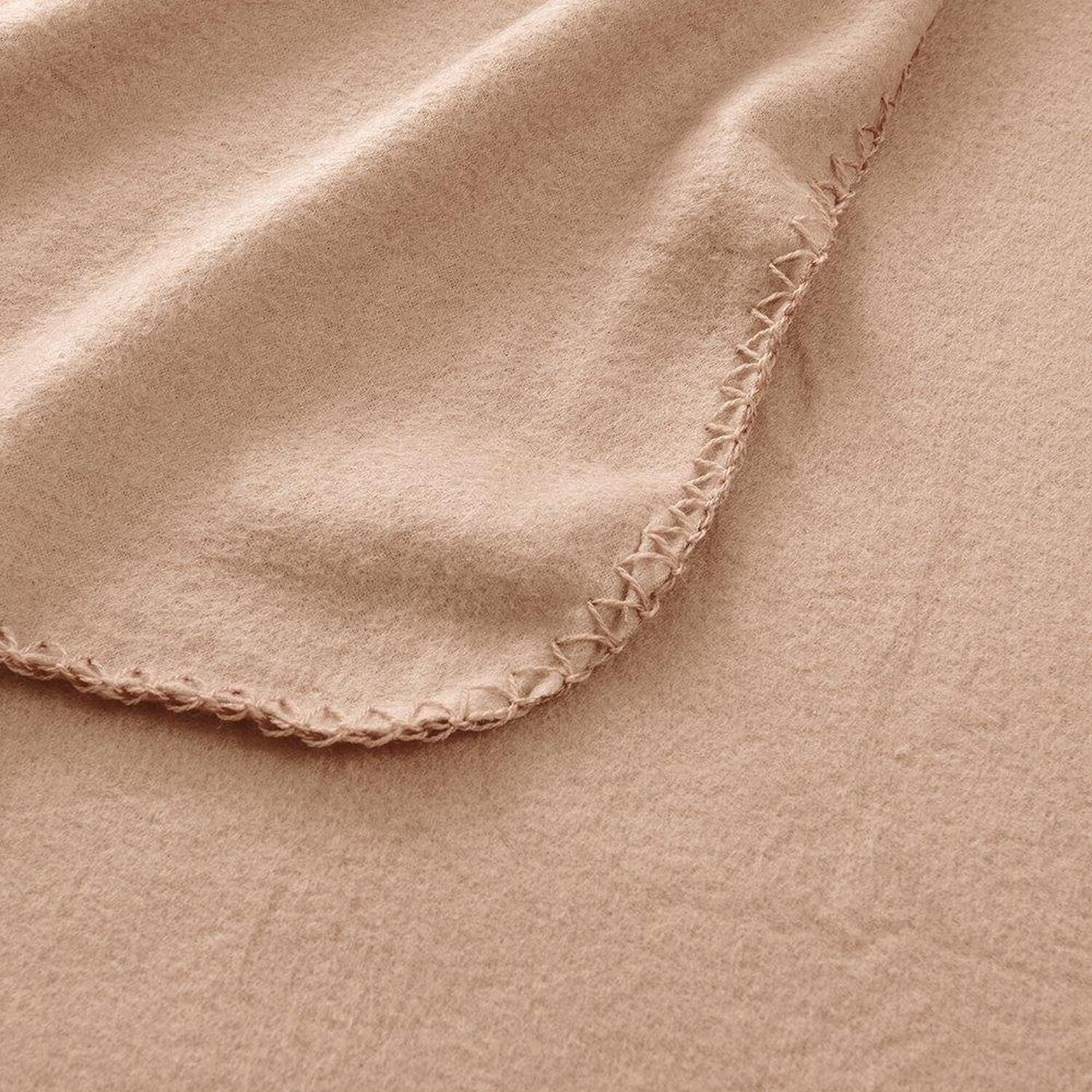 Manta Nido 127x152 Cms Beige image number 1.0