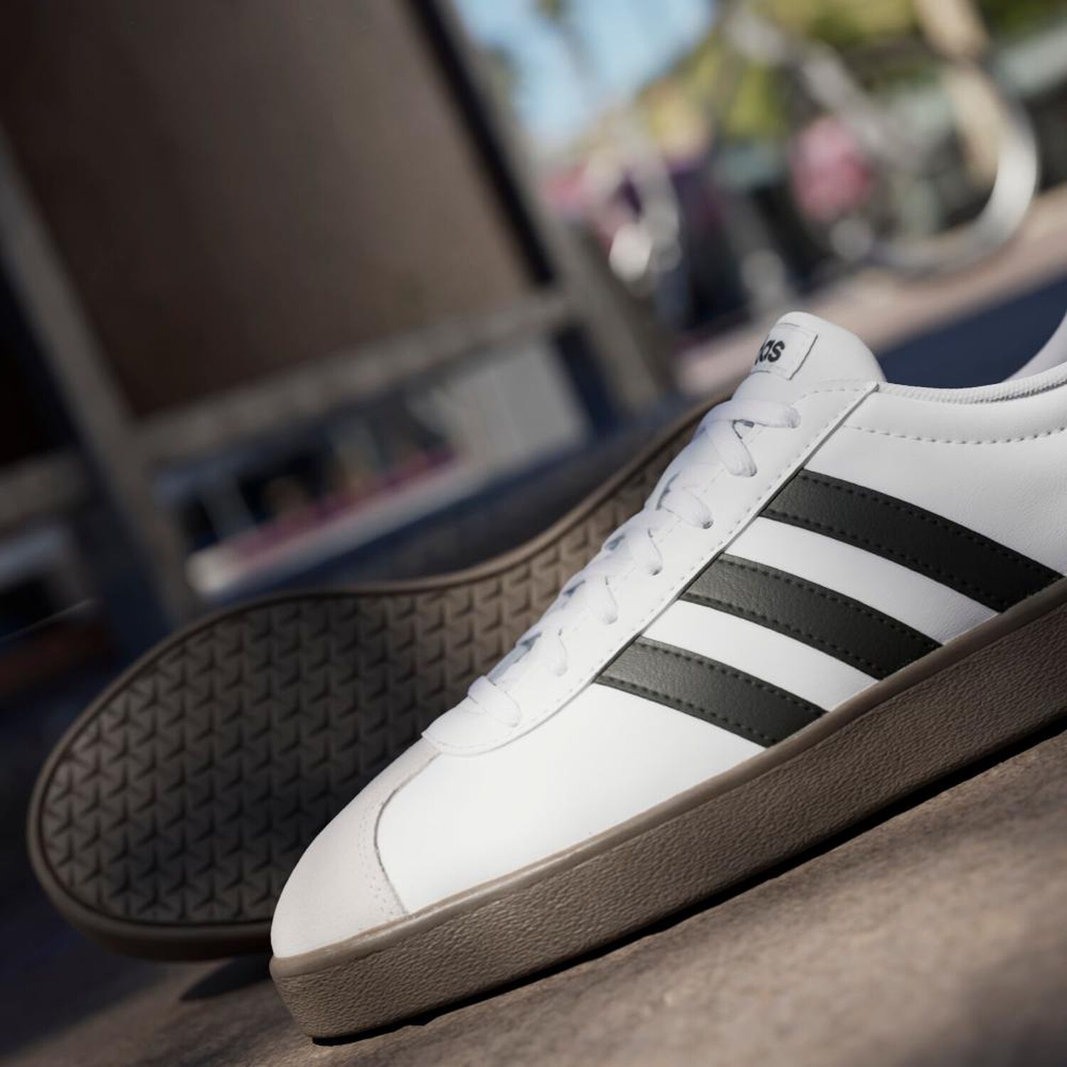 Zapatilla Urbana Hombre Adidas Vl Court Base Blanco image number 10.0