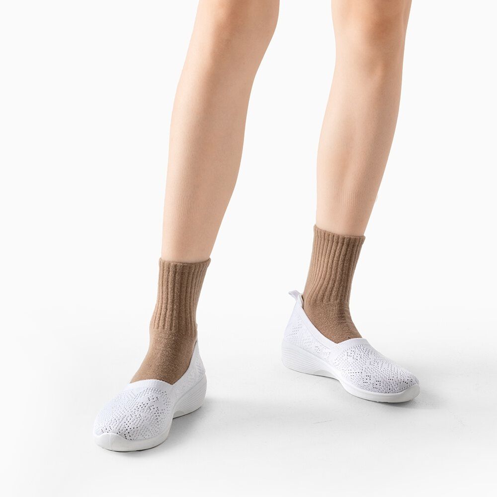 Zapatilla Deportiva Casual Slip On Mujer Weide Tfa206 image number 1.0