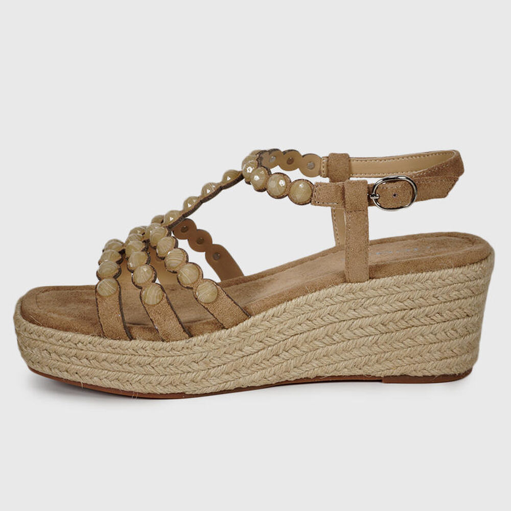 Sandalia Cuero Eunis Beige image number 5.0