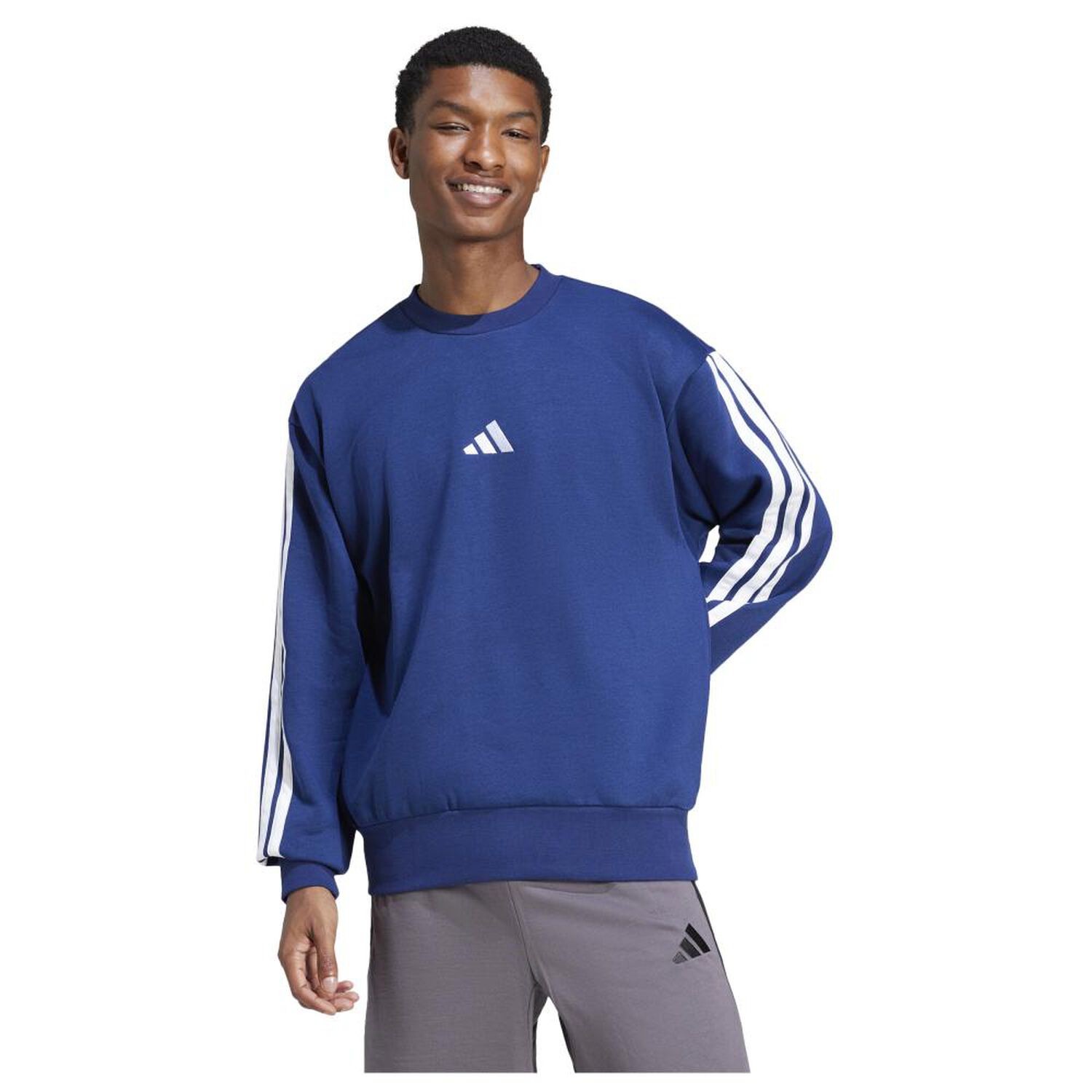Poler&oacute;n Hombre Essentials Fleece 3 Tiras Adidas image number 2.0