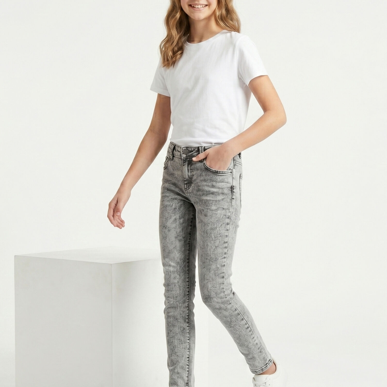 Jeans Gris Ni&ntilde;a Pantalon Denim Slim Fit Mezclilla image number 2.0
