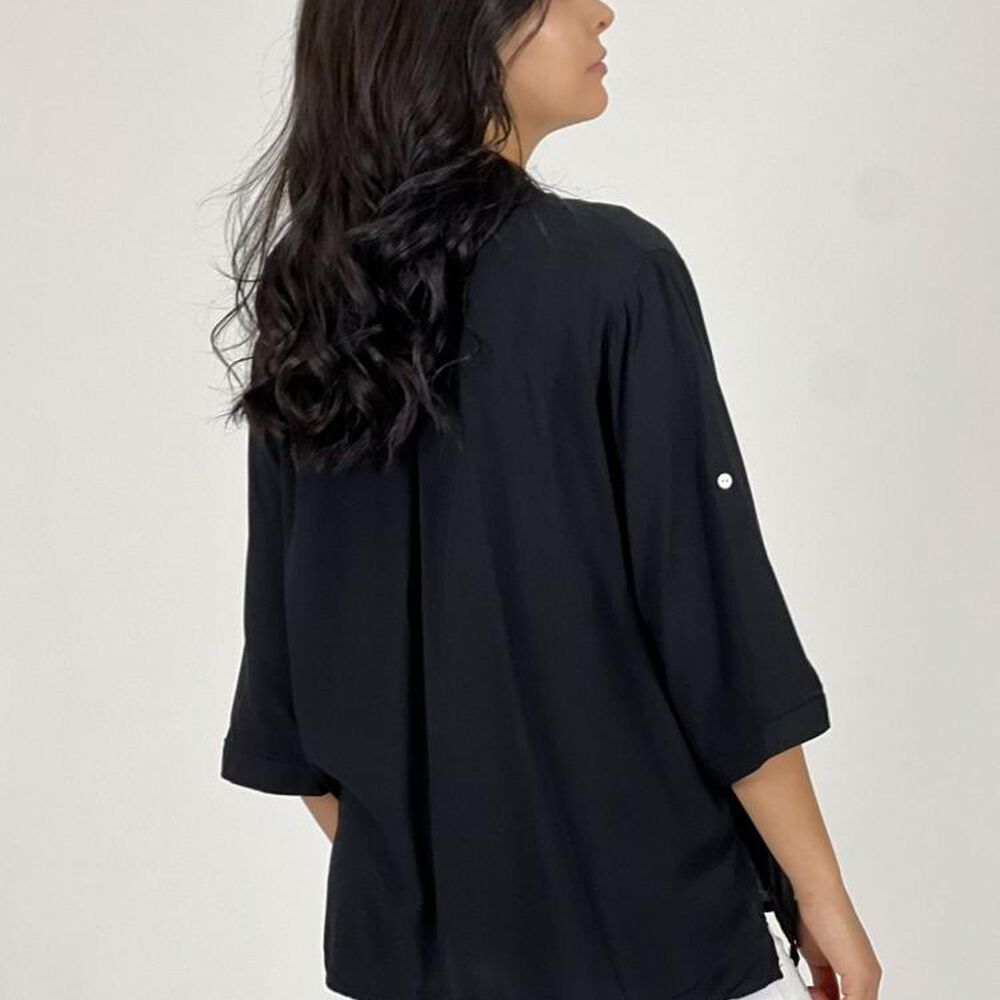 Blusa Viscosa Con Corazones image number 6.0