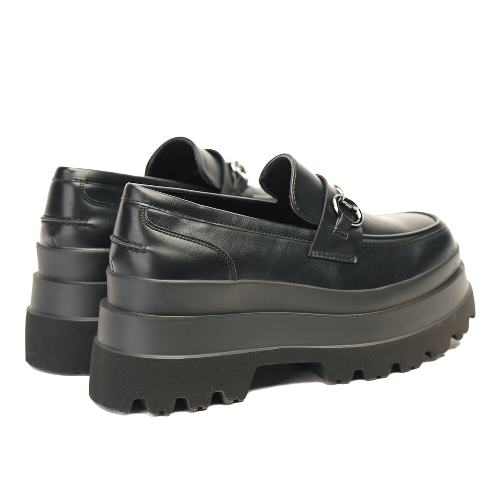 Mocasín Mujer Negro Leonie Chinitown image number 4.0