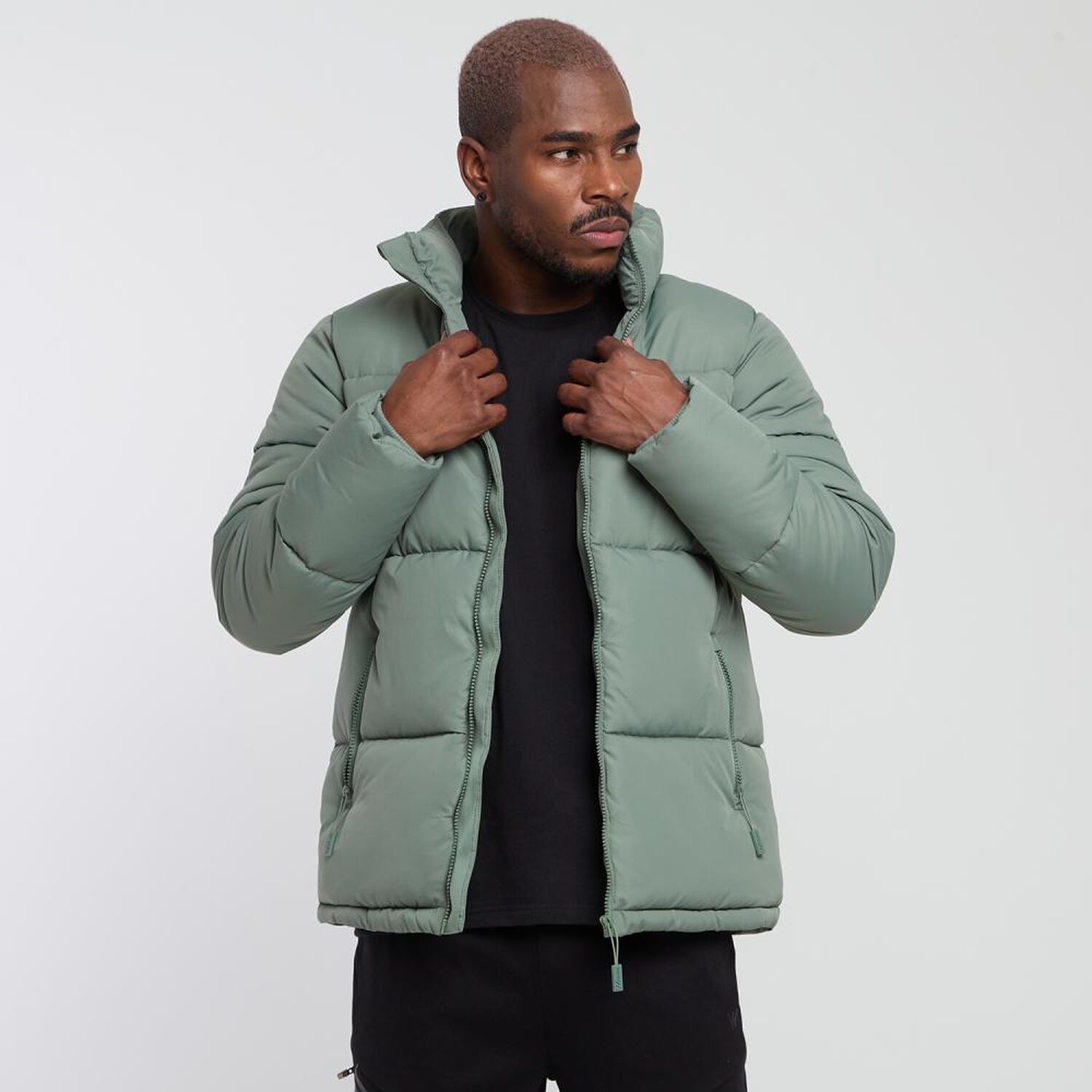 Parka Deportiva Lisa Regular Cuello Alto Hombre Wetland image number 0.0