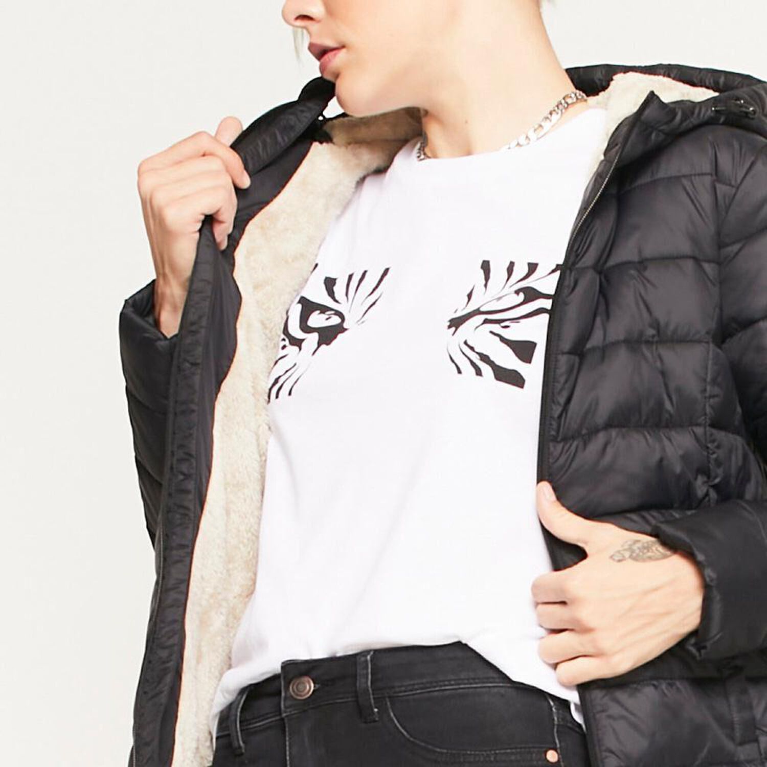 Parka B&aacute;sica Regular Cuello Alto Con Capucha Mujer Rolly Go image number 5.0