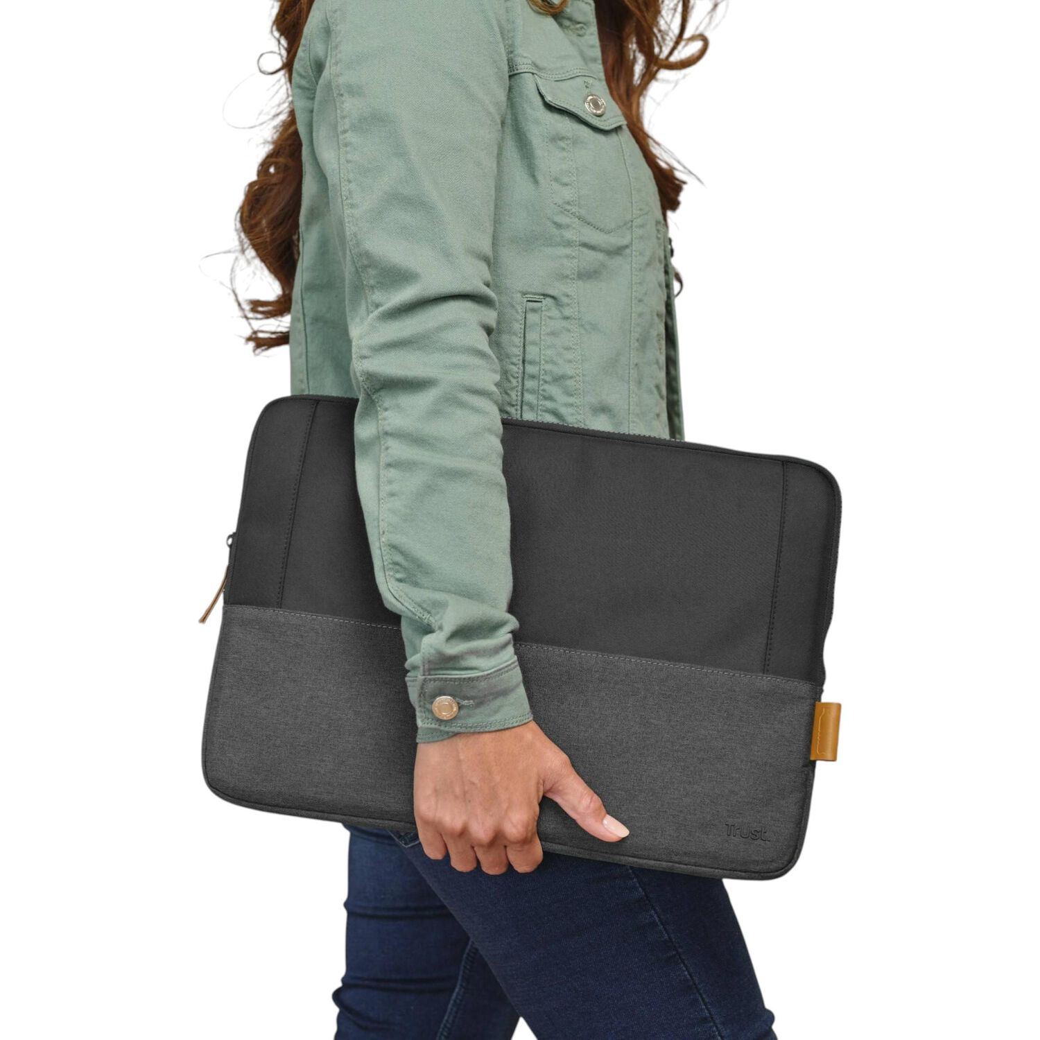 Funda Para Notebooks 16" Max Trust Lisboa Black Pack image number 7.0