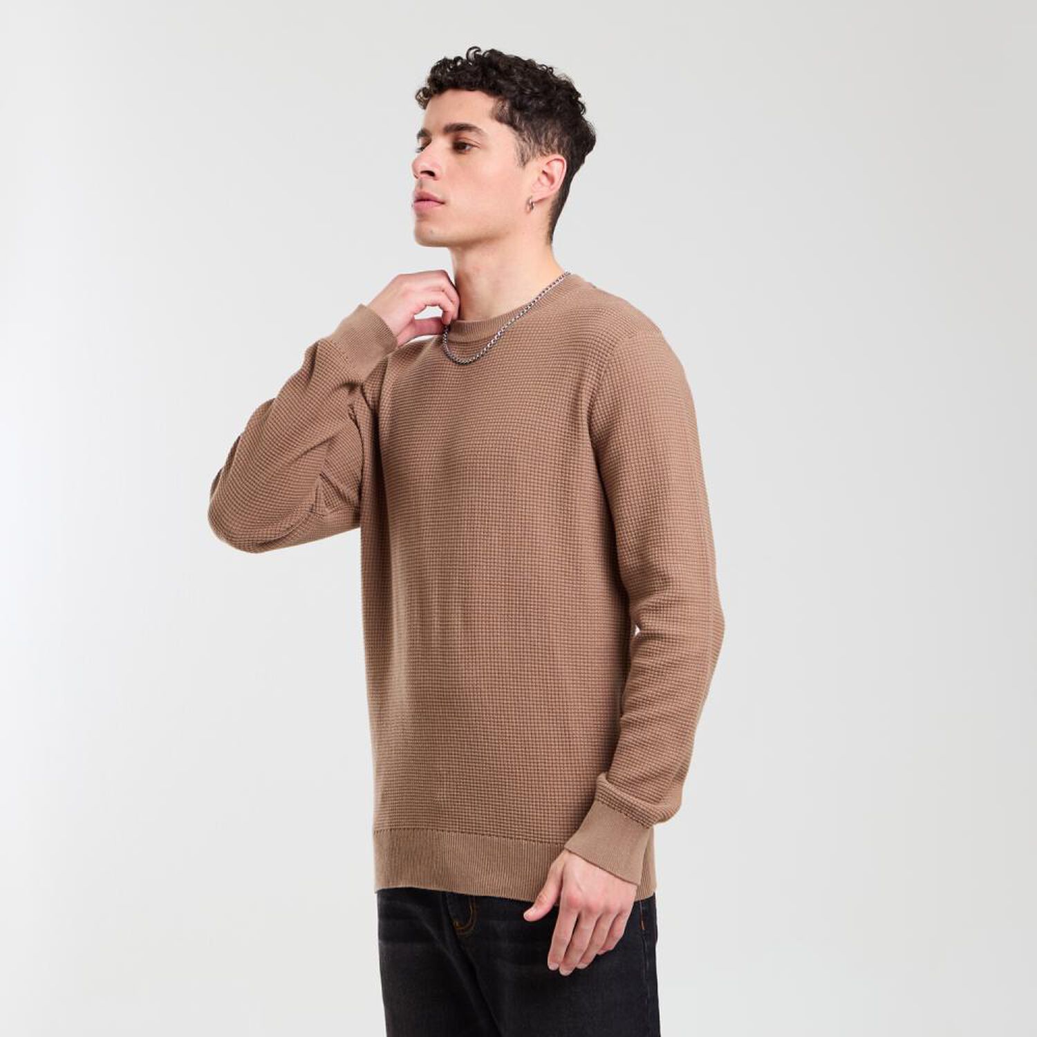 Sweater Liso Regular Manga Larga Cuello Redondo Skuad image number 2.0