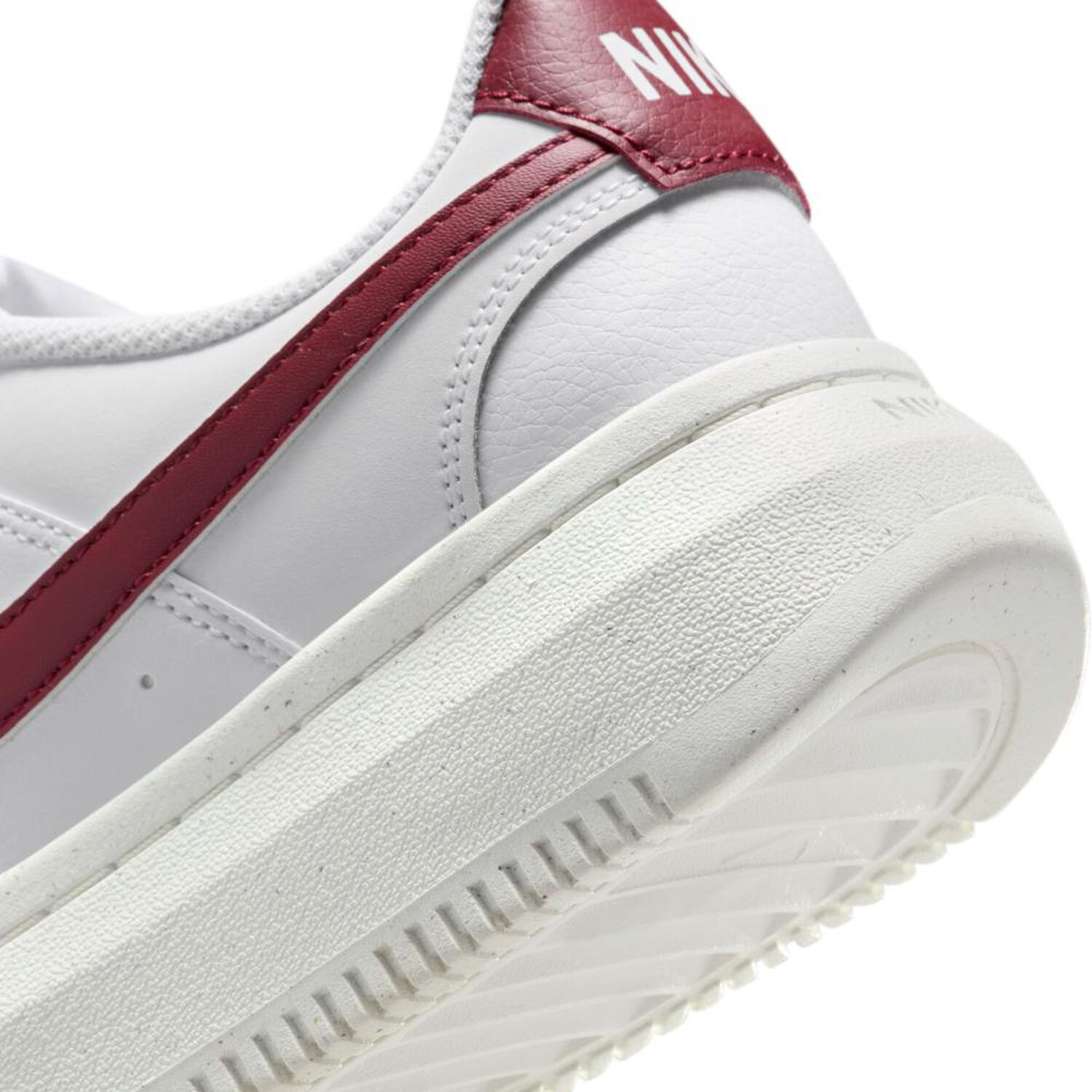 Zapatilla Urbana Mujer Nike Court Vision Alta Blanco image number 6.0