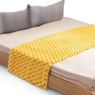 Pie De Cama Piecera Peludita Pompones 2 Plazas O King Medida 70cm X 190cm Color Amarillo