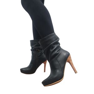 Bota Vilma Negro Cuero Pao Pecados