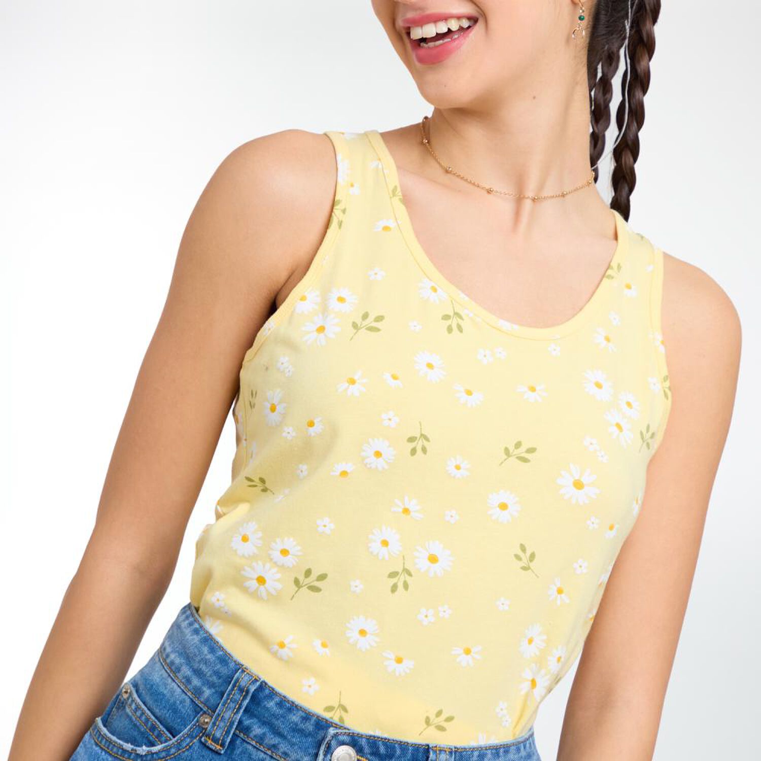 Polera Estampada Sin Mangas Cuello Redondo Mujer Freedom image number 4.0