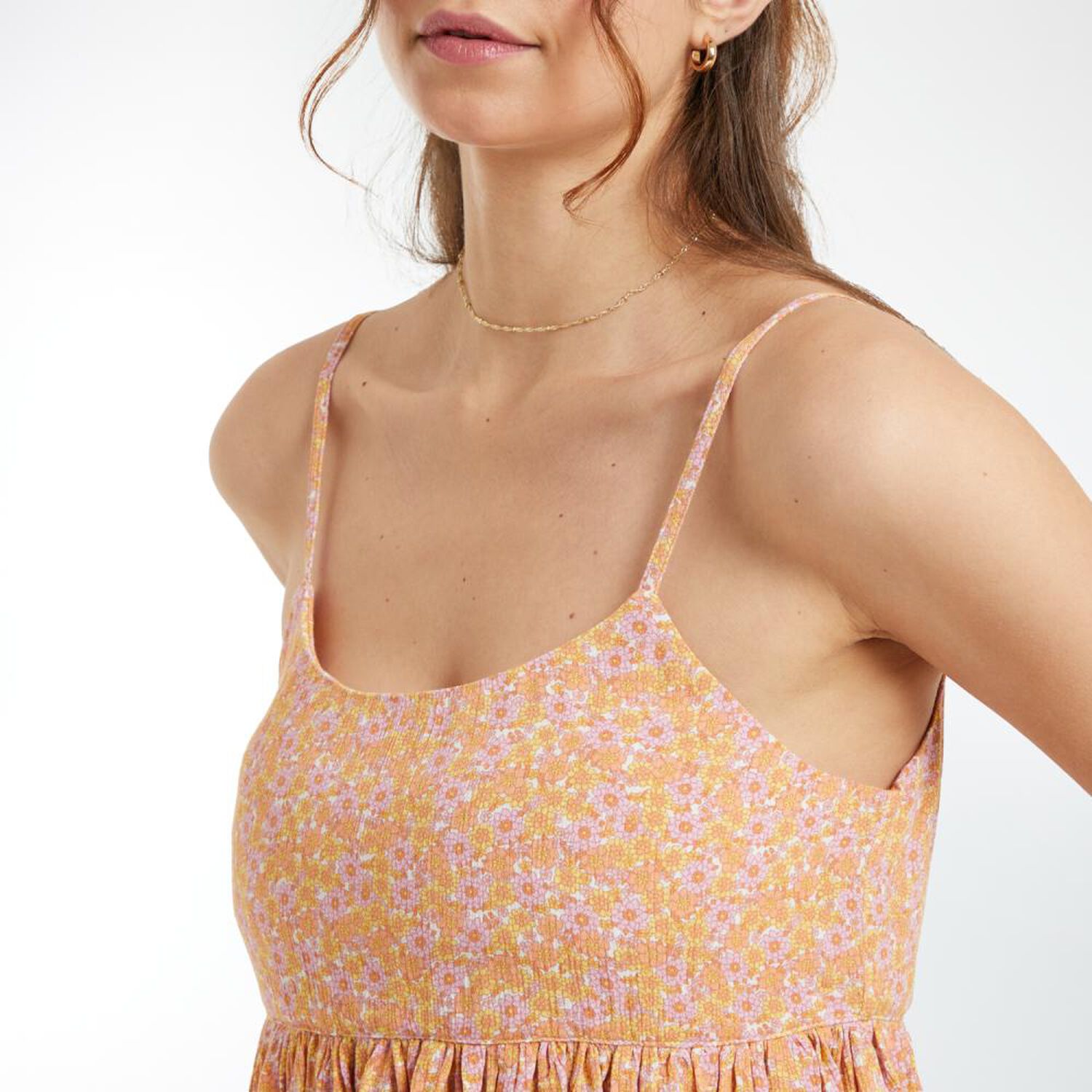Blusa Vuelo En Ruedo Regular Sin Mangas Mujer Freedom image number 4.0