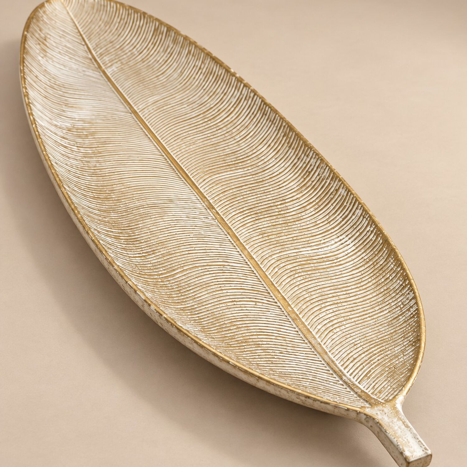 Bandeja Decorativa Forma De Hoja Estilo Moderno Organico 59 Cm Color Blanco Dorado image number 5.0