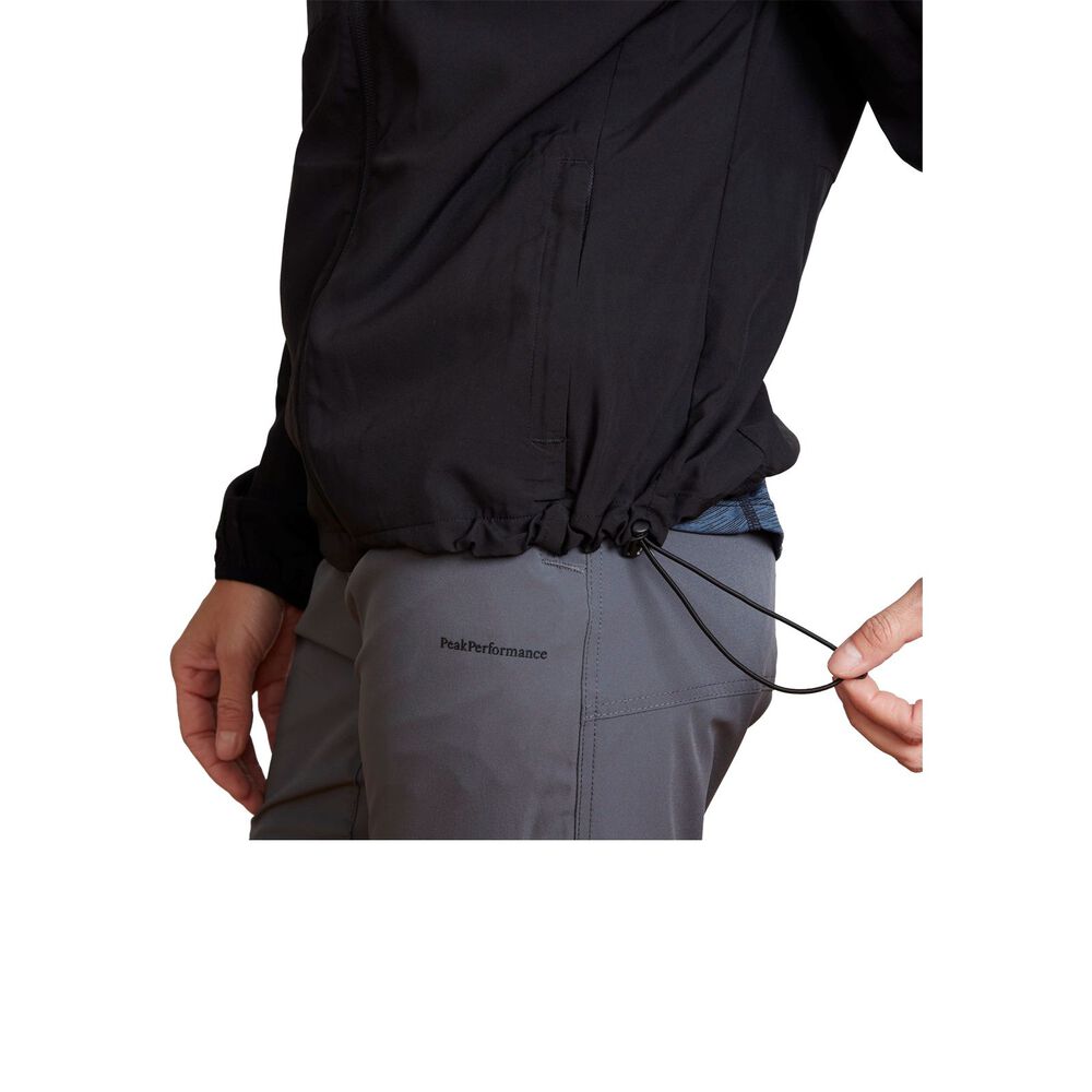 Cortaviento Peakperformance Mujer Sarek Negro image number 3.0