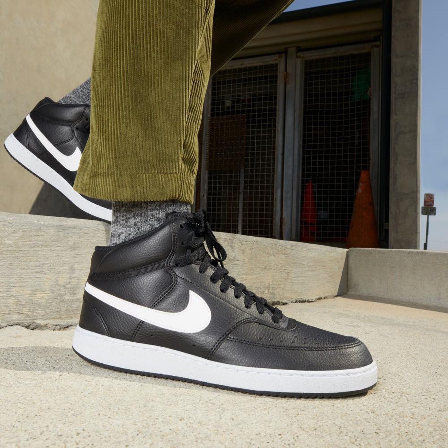Zapatilla Urbana Hombre Nike Court Vision Mid Next Nature Negro image number 8.0