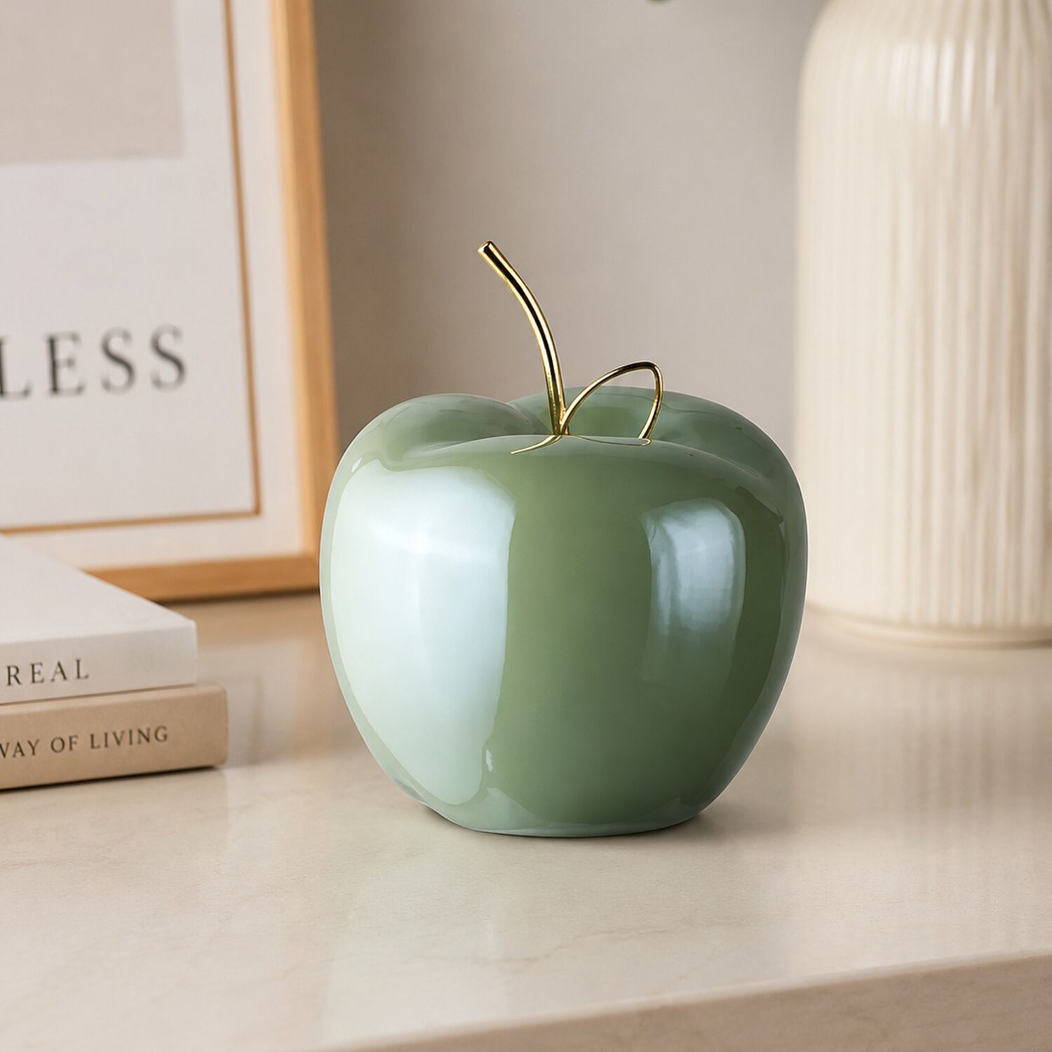 Manzana Decorativa De Cer&aacute;mica Verde Con Tallo Dorado Para Hogar Y Centro De Mesa image number 2.0