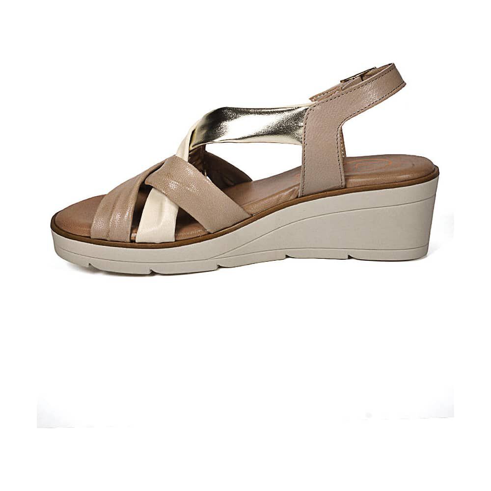 Sandalia Cuero Delarmy Taupe image number 4.0