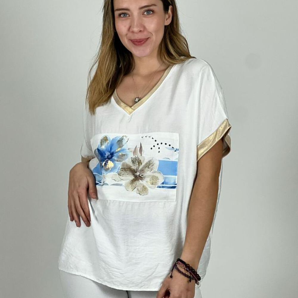 Polera Italiana Diseño Camelias Doradas image number 4.0