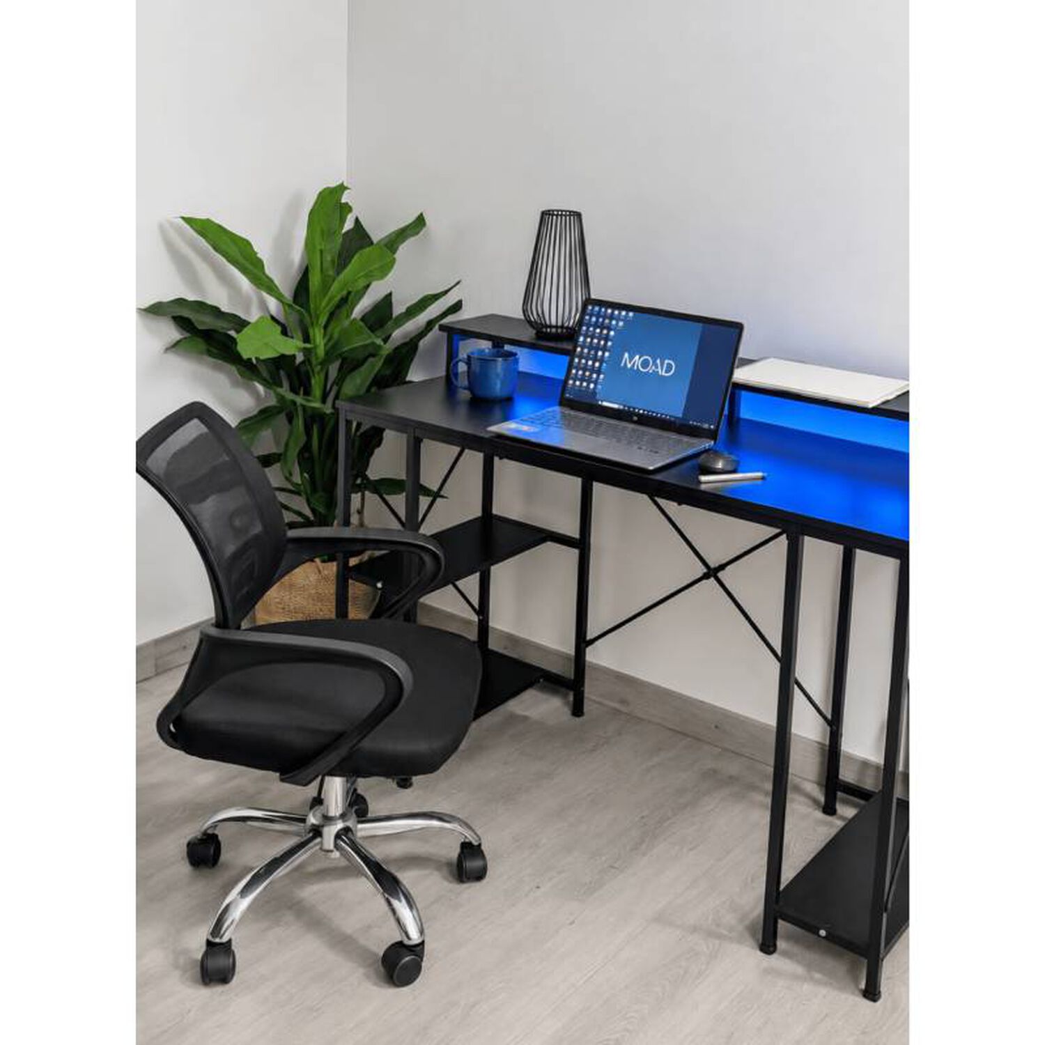 Escritorio Gamer Tekna 120 Cm Con Luz Led Y Estructura Met&aacute;lica image number 1.0