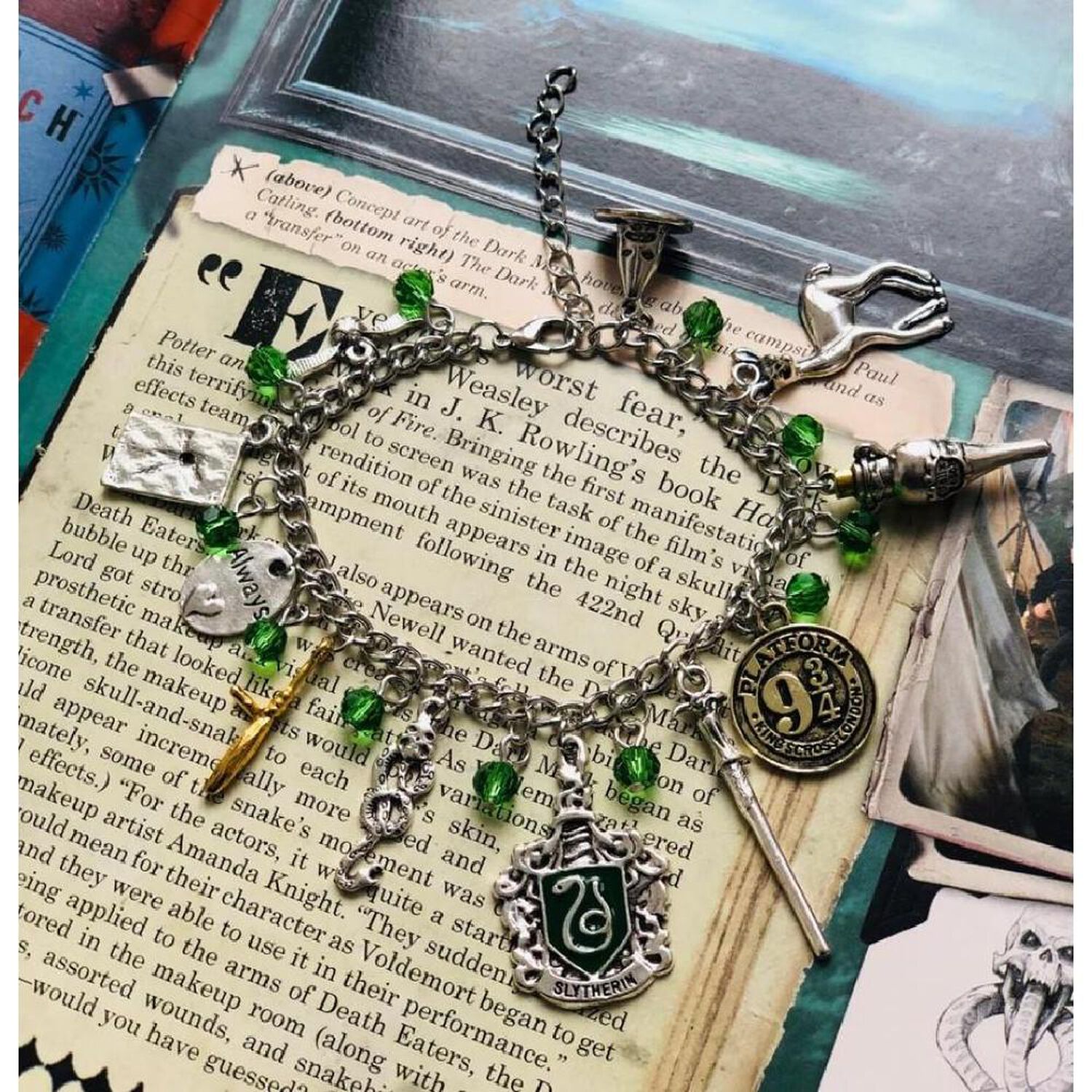 Pulsera Dijes Casas Hogwarts Harry Potter image number 13.0