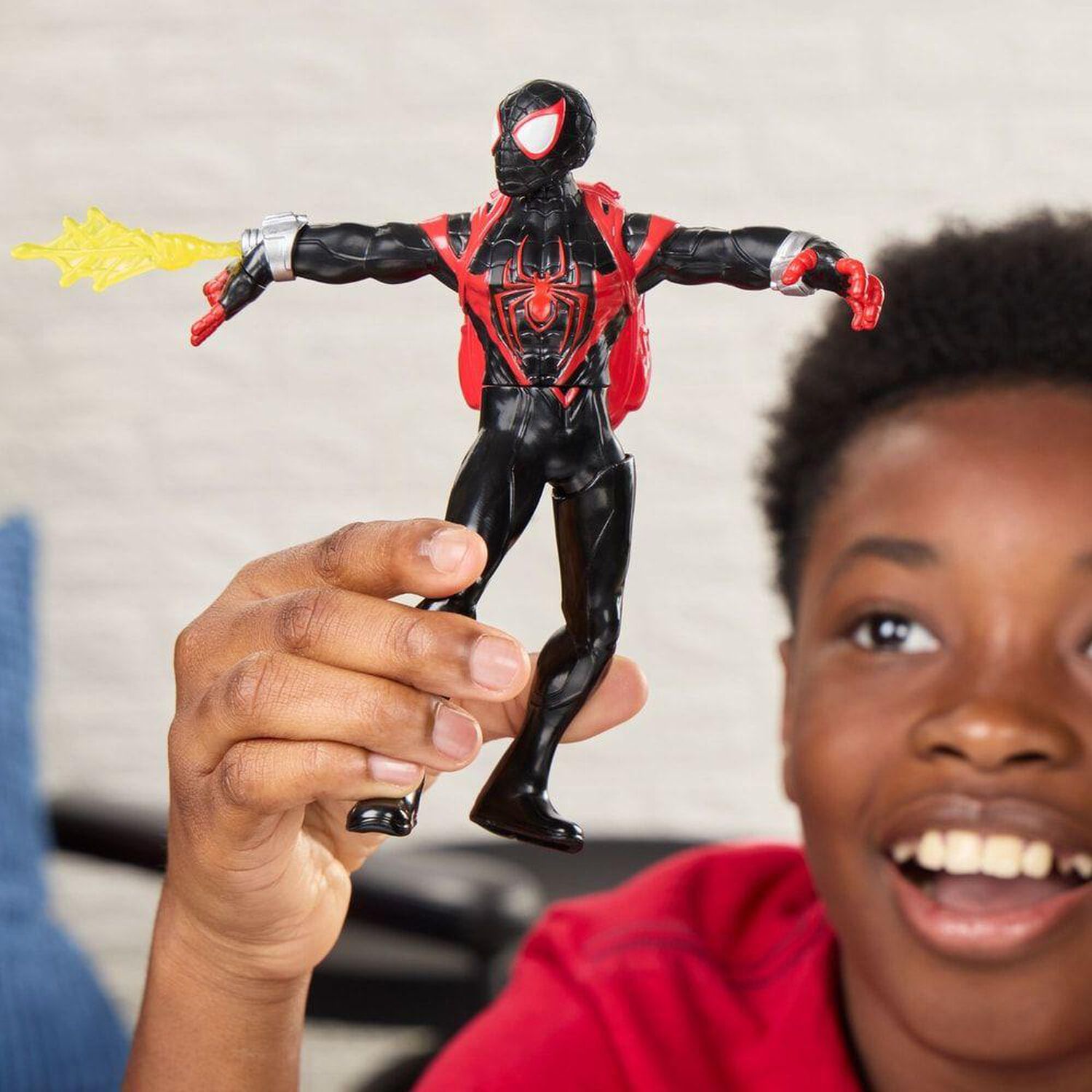 Figura De Acci&oacute;n Spider-man Action Fx Miles Morales image number 10.0