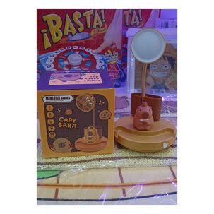Mini Lampara Y Organizador De Escritorio Usb Capibara