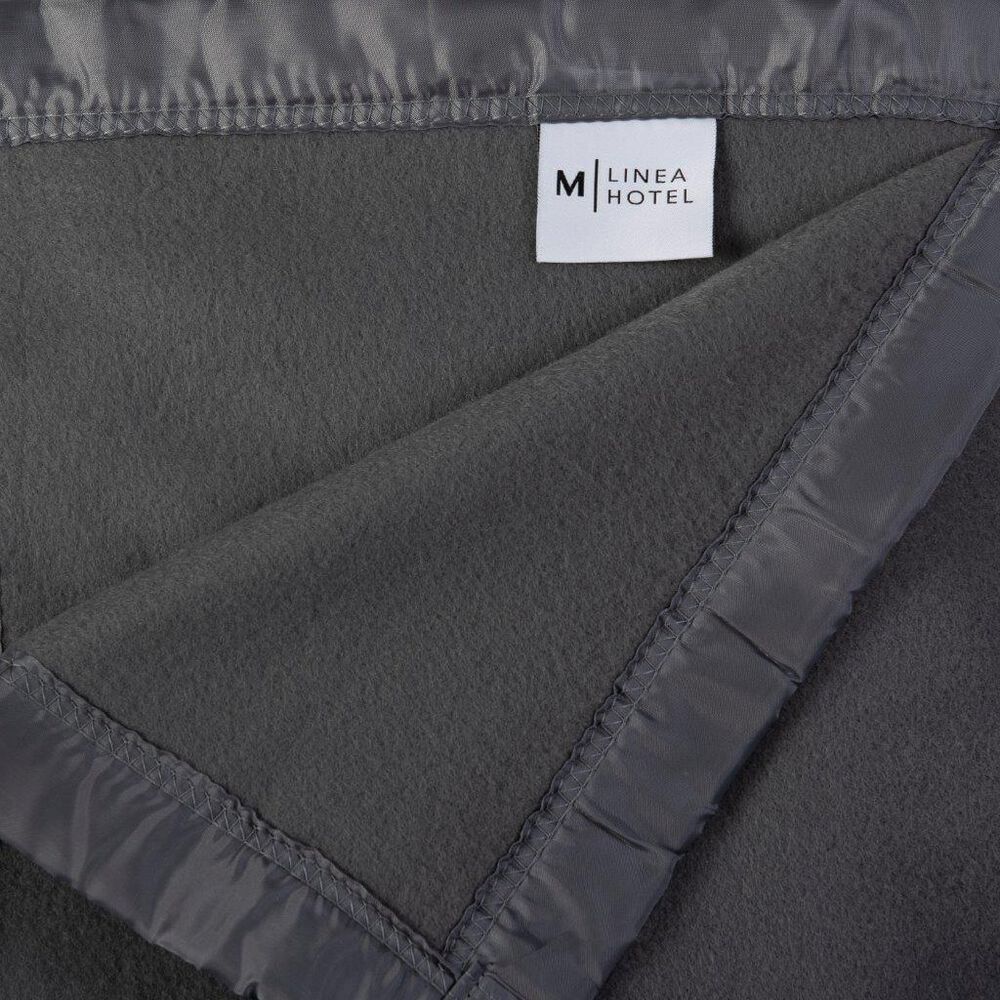 Frazada Polar Borde Satin Linea Hotel 1.5 Plaza Gris image number 1.0
