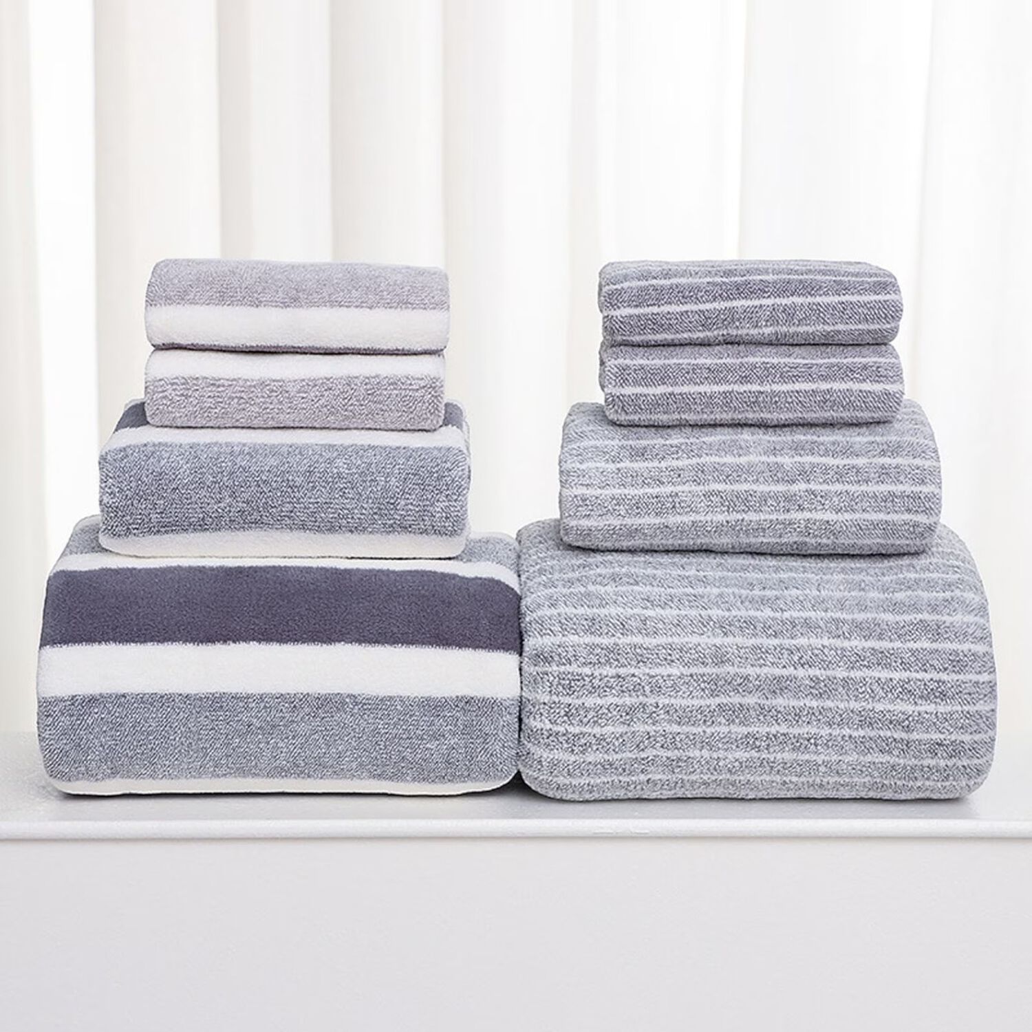 Set De 8 Toallas Rayadas Ultra Absorbentes Estilo Spa Gris image number 1.0