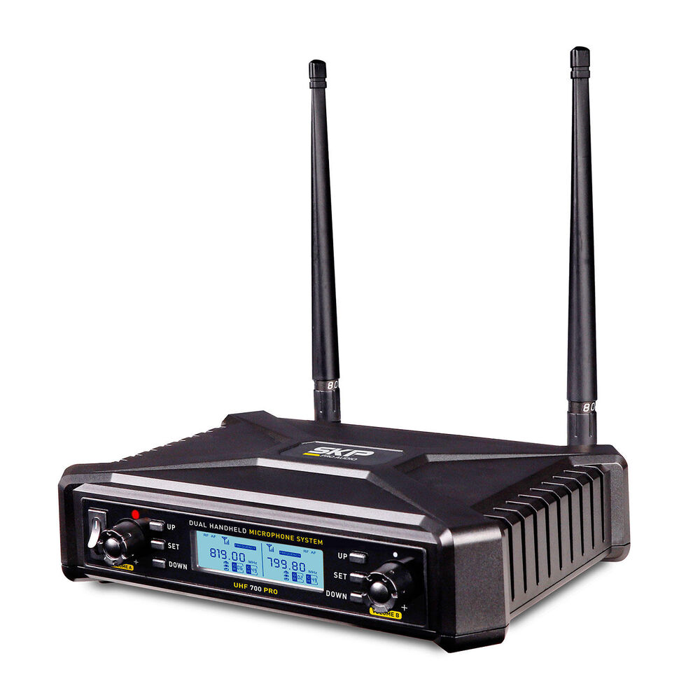 Kit Micrófono Inalámbrico Multifrec. Skp Uhf 700pro image number 1.0