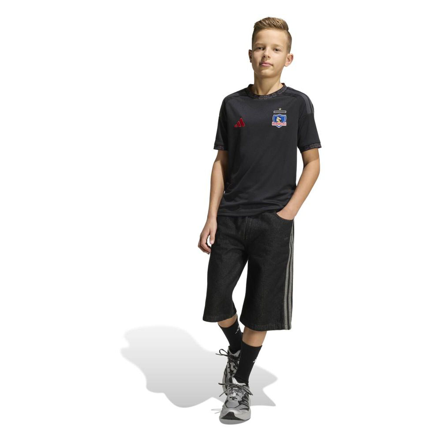 Polera Versi&oacute;n Fan De Visitante Para Ni&ntilde;os Del Colo-colo 2026 image number 1.0