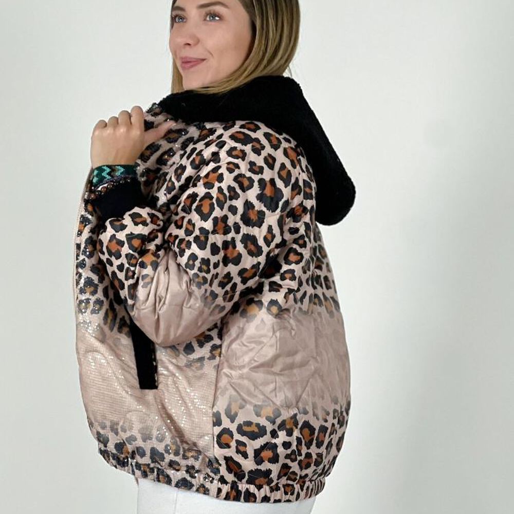 Parka Con Lentejuelas Print image number 9.0