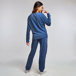 Pijama Liso Plush Manga Larga Mujer Freedom