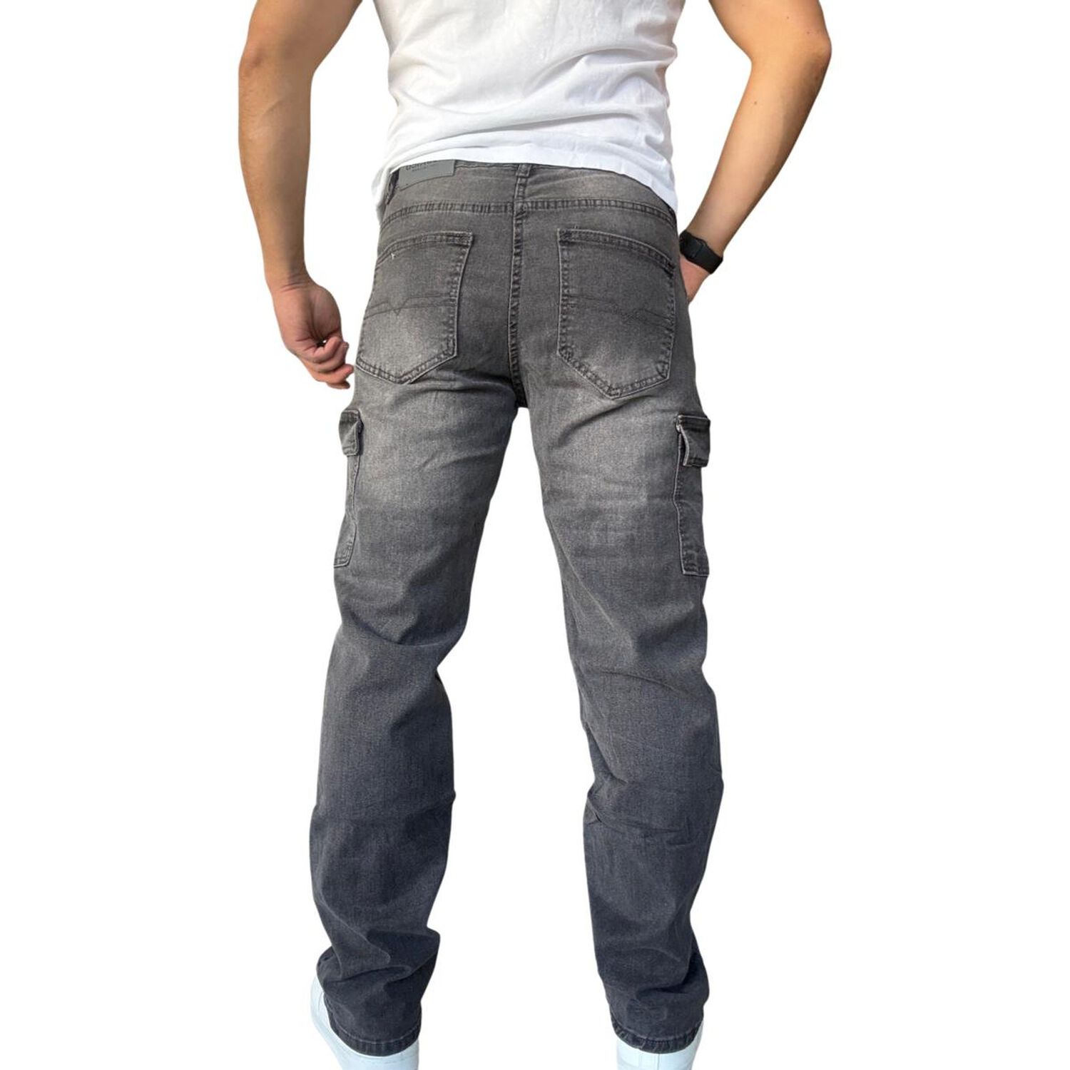 Jeans Cargo Recto Elasticado Stragth Fit Focalizado image number 13.0