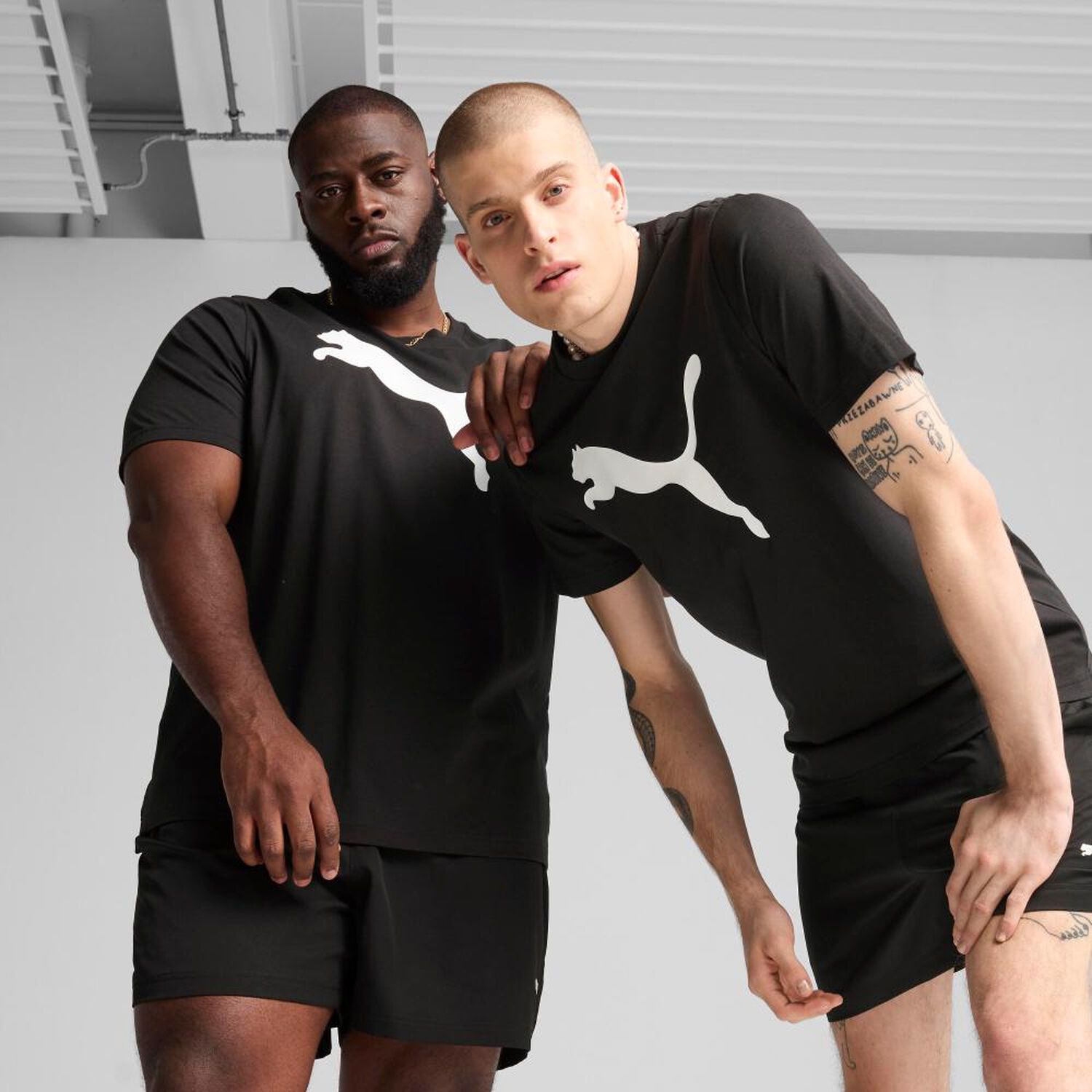 Polera Deportiva Hombre Puma Ess Tee image number 2.0